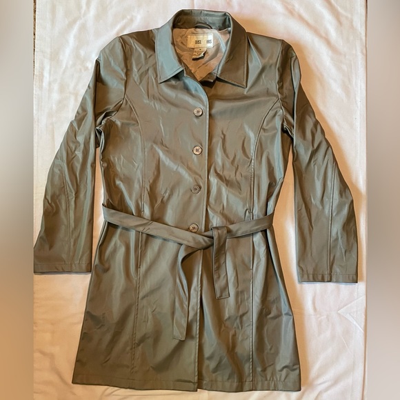 Louise Paris Women’s Fashion Jacket. - Picture 2 of 6